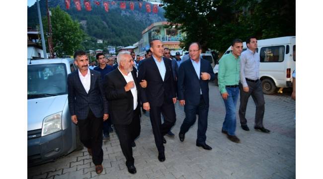 Sözlü, Feke'de iftar sonrası hizmetlerin toplu açılışını gerçekleştirdi