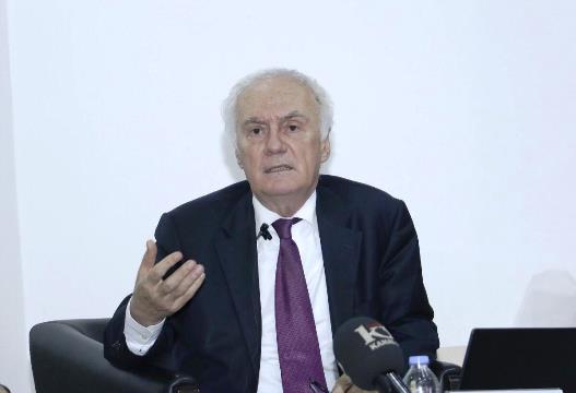 Prof. Fisunoğlu: 