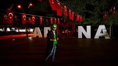 “Adanalı Joker” şehrini tanıtıyor