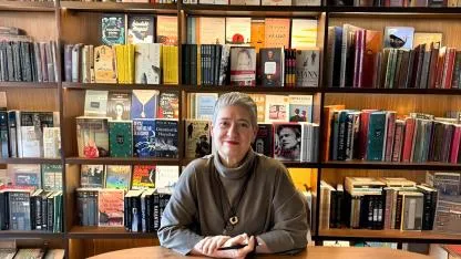 Ayfer Tunç’tan imza günü ve söyleşi